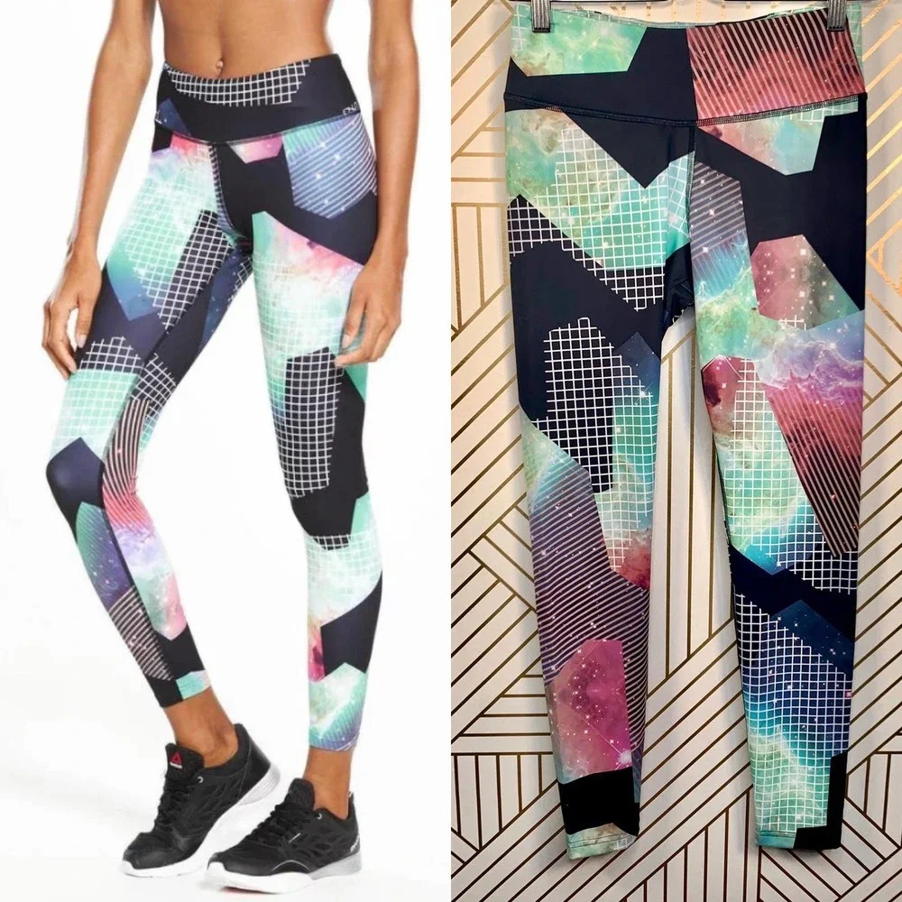 Reebok Cosmos Lux Bold Tight Speedwick Galaxy